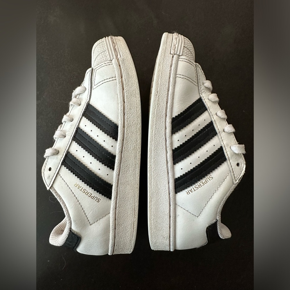 Kids Adidas Superstar Sneaker